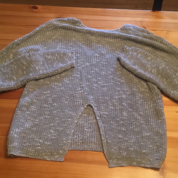 Express sweater - Picture 3 of 3